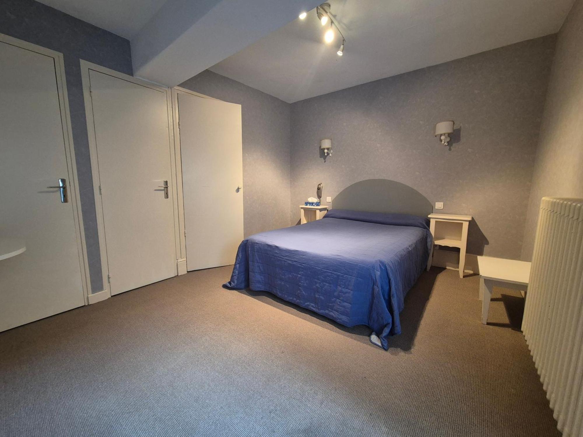 Hotel Saint Jean Chalon-sur-Saone Room photo