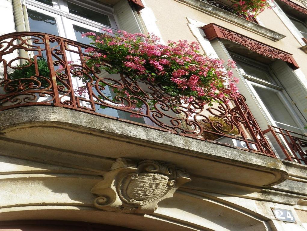 Hotel Saint Jean Chalon-sur-Saone Exterior photo